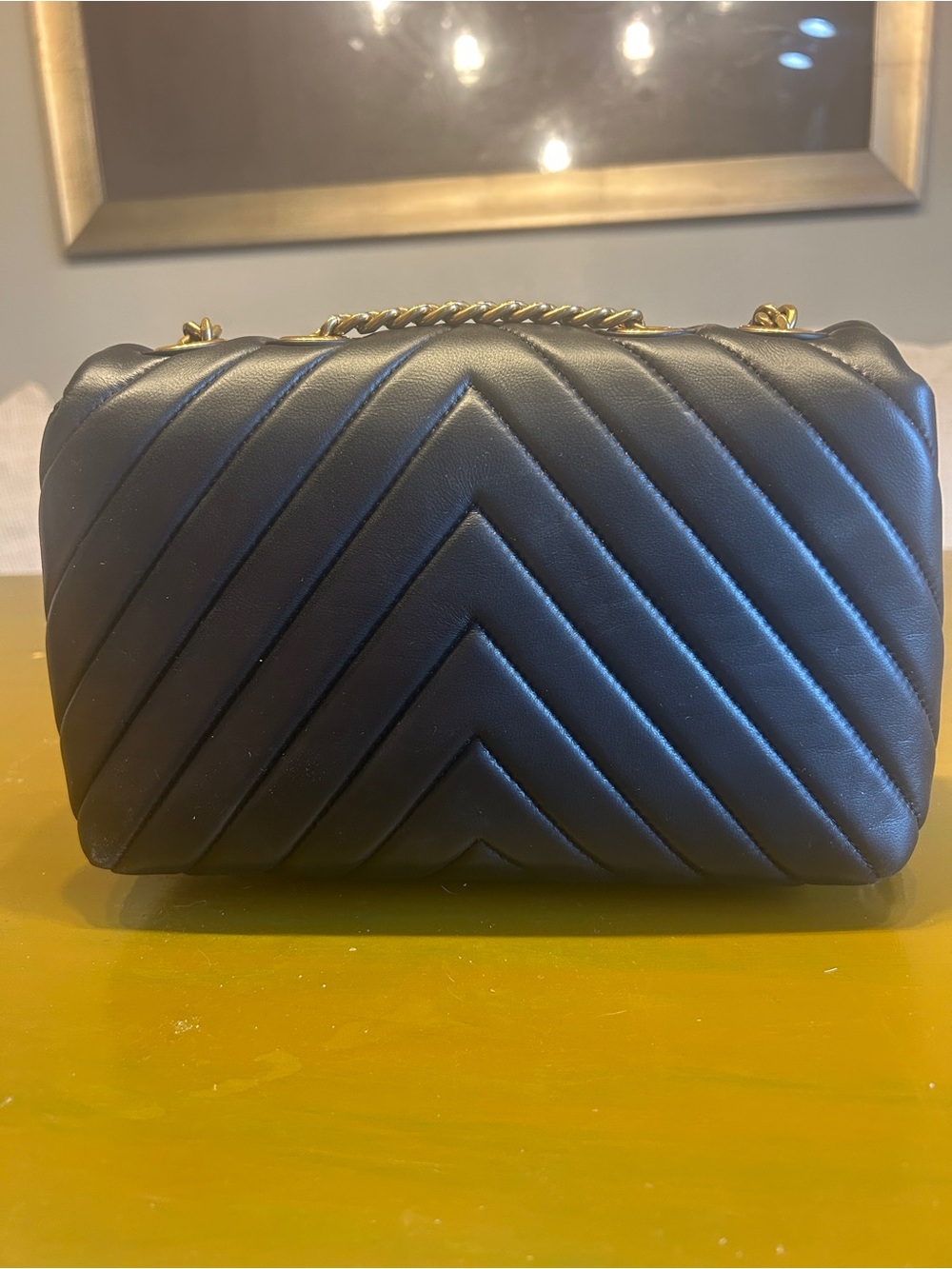 Quince Black Quilted convertible Crossbody Bag with Gold Chain - Picture 3 of 14